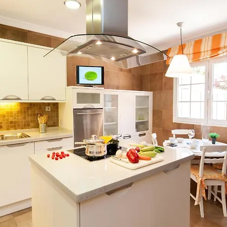 Βίλα Meloneras Luxury Retreat In Gran Canaria Private Heated Pool Beautiful Terrace Bbq Short Distance From Meloneras And Mapalomas Beach, *